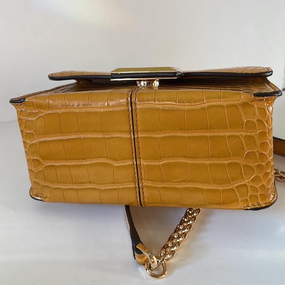 🌎MK crossbody bag - Picture 11 of 14